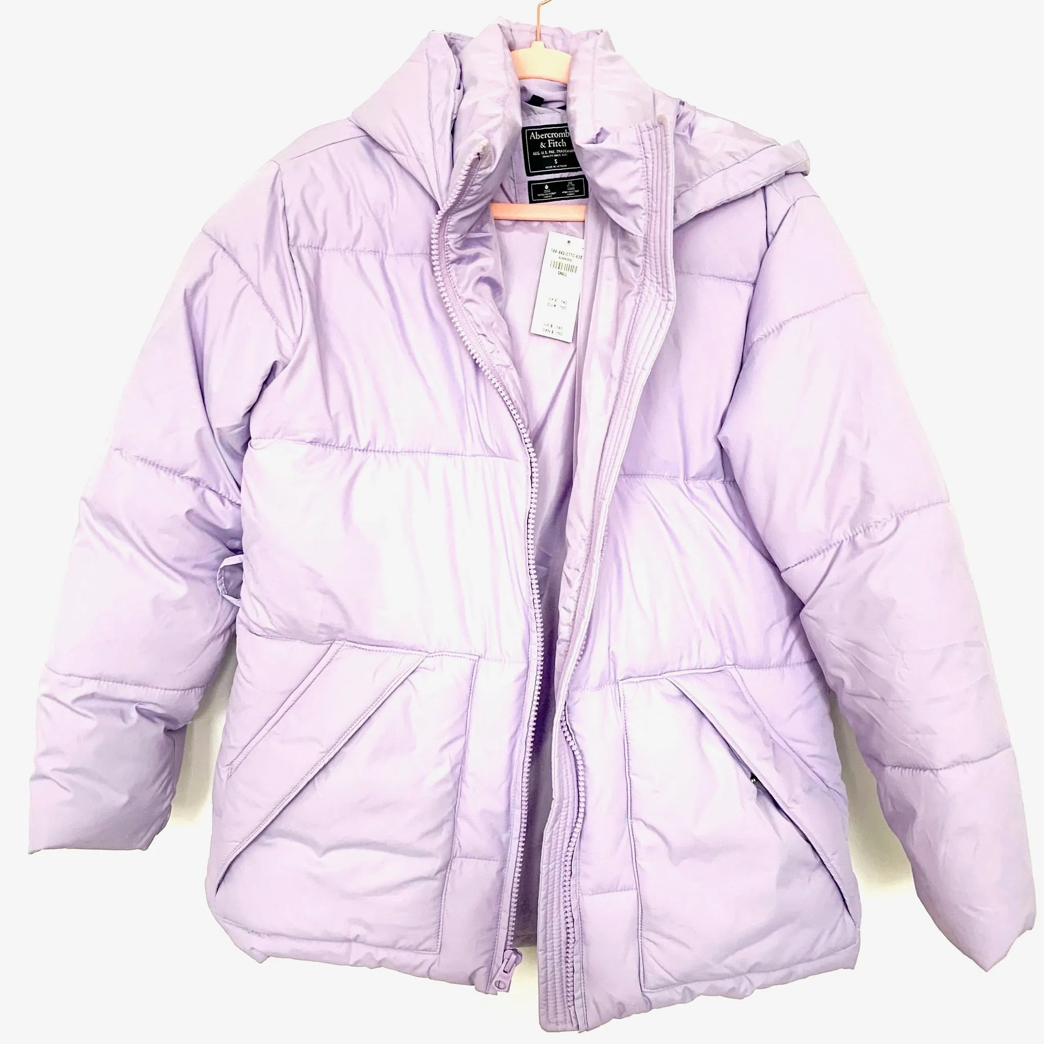 Abercrombie & Fitch Purple Water and Wind Resistant Puffer Hooded Jacket NWT- Size S (see notes)