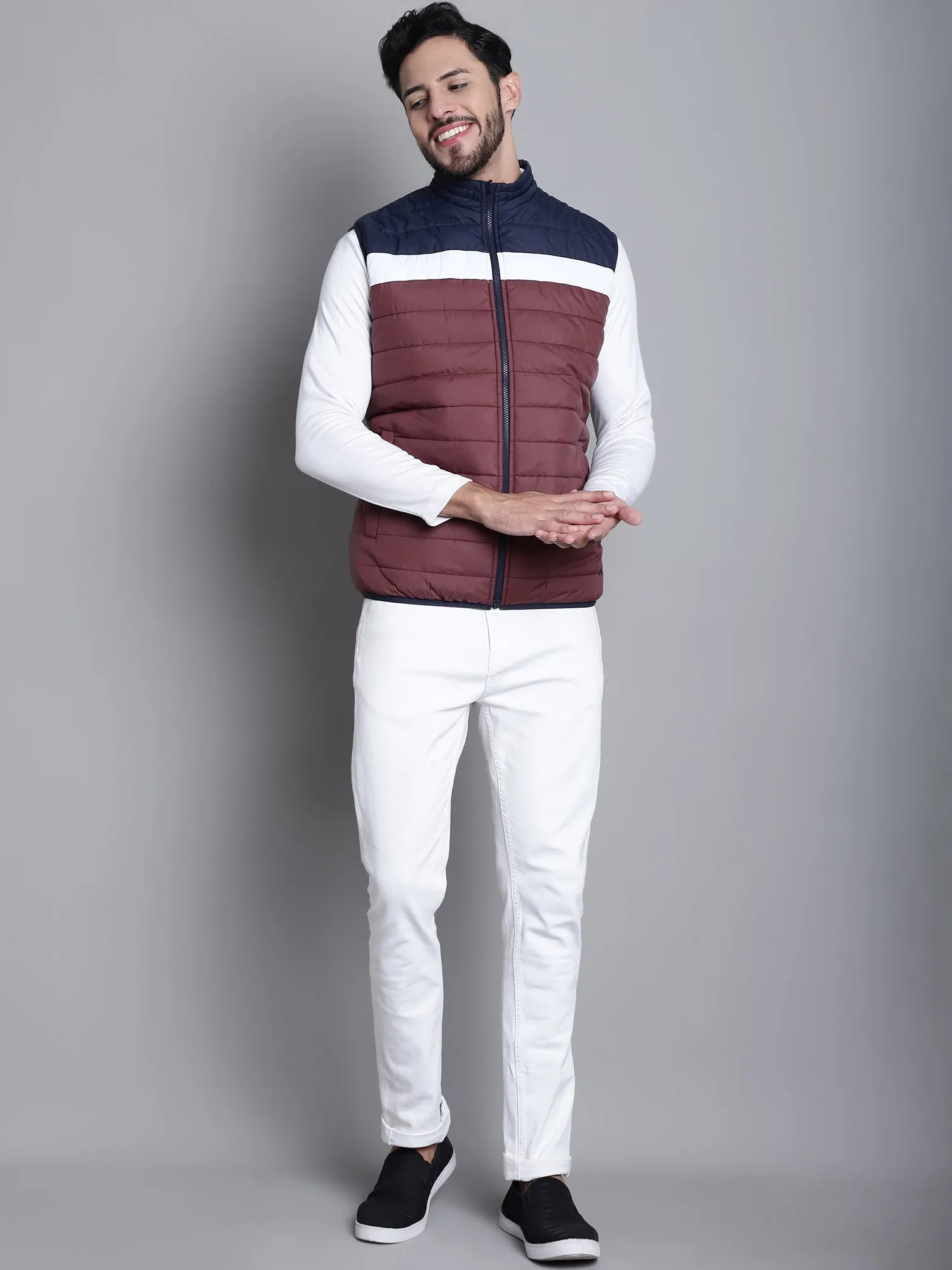 Cantabil Color-blocked Wine and Navy Sleeveless Mock Collar Regular Fit Reversible Casual Jacket For Mens